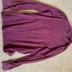 Long sleeve American Eagle shirt